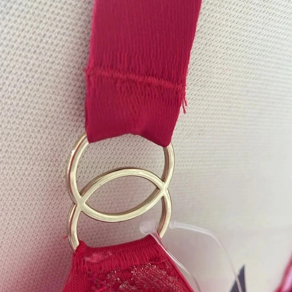 Cacique Red Boost Plunge Appliqué  Underwire Bra - Picture 13 of 13